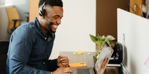 Read more about the article Minden, amit Tudni Akartál a Call Center Munkáról