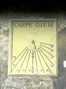 Read more about the article Carpe Diem: Mit Jelent és Hogyan Élheted Meg a Mindennapokban?