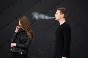 Read more about the article Mit Jelent a Passzív Dohányzás?