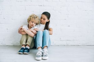 Read more about the article Testvérrel Álmodni – Mit Jelent Ez a Jelenség?