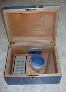 Read more about the article Mi az a Humidor és Miért Fontos a Cigarafüstösök Számára?