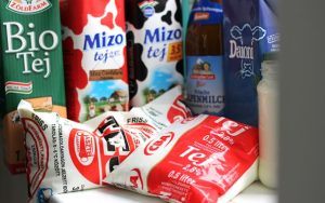 Read more about the article Mit Jelent Az UHT Tej?