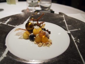 Read more about the article Minden, amit tudni kell a fine dining-ról
